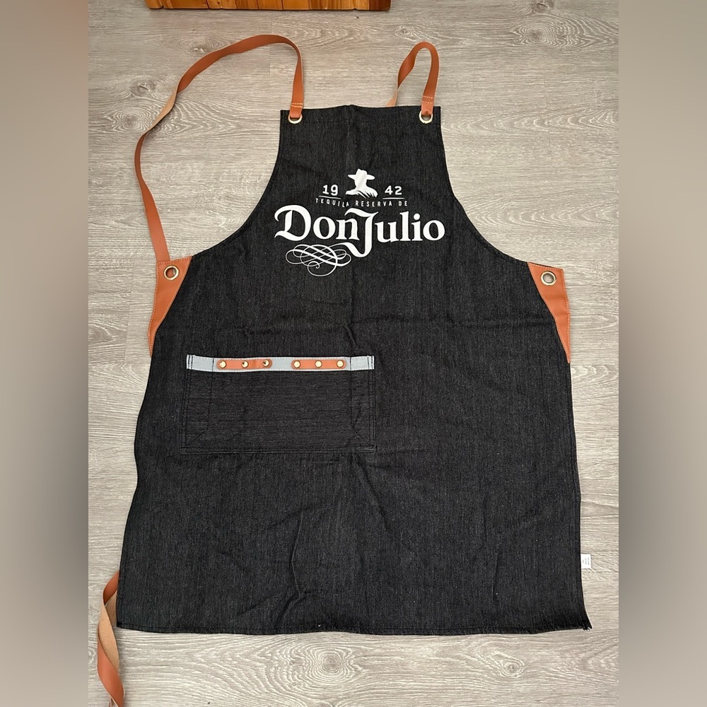 Bar apron